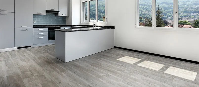 SPC and vinyl flooring, photo 2